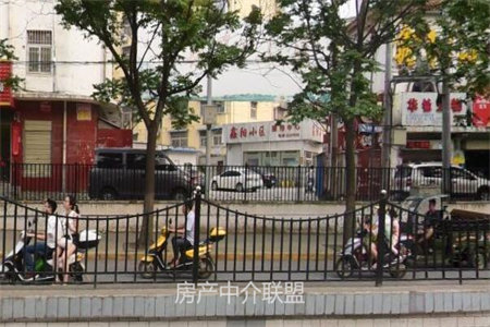 龙都东升·公园印象房东置换急售送装修采光好诚心出售随时看房